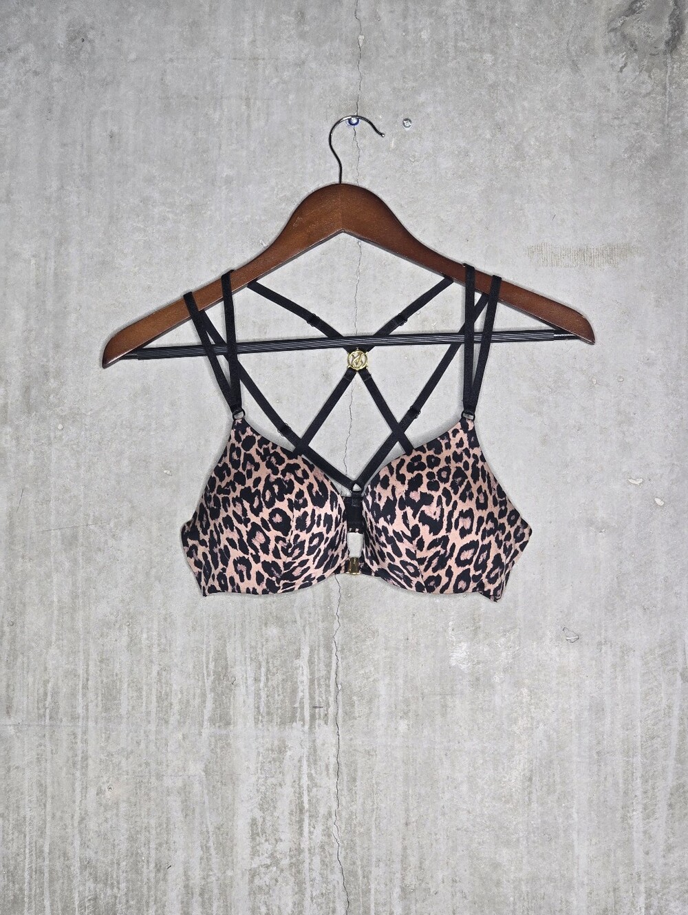 Victoria's Secret Leopard Print Strappy Push-up Bra Size 32C